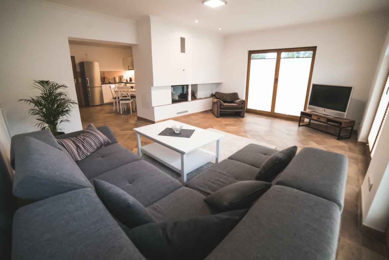 Ferienwohnung Am Aubach ชเวียรีน ภายนอก รูปภาพ